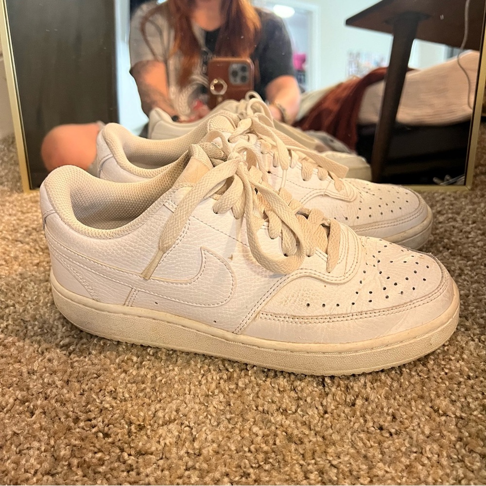 Nike Women’s White/Cream Low-Top Sneakers